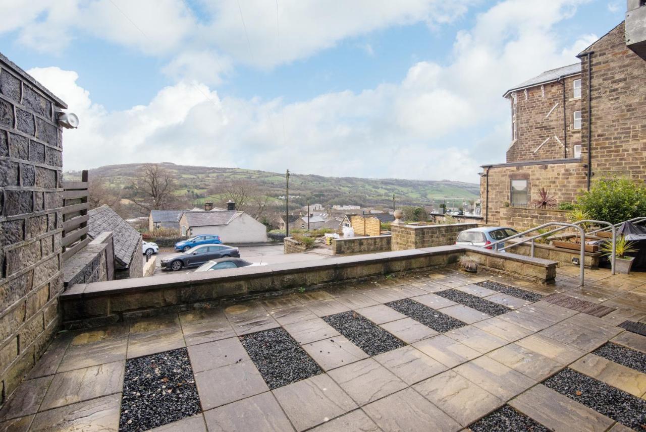 Apartament Immaculate 3 Bed House - Stunning Balcony Views Matlock  Zewnętrze zdjęcie